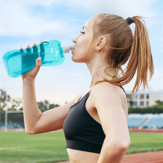Compact Hydration Pack: Collapsible Water Bottle Pouch&Small Bag of Water