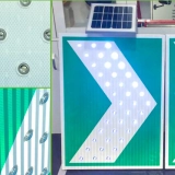 Illuminating the Road Ahead: Solar-Powered LED Traffic Signs for Safety (6)