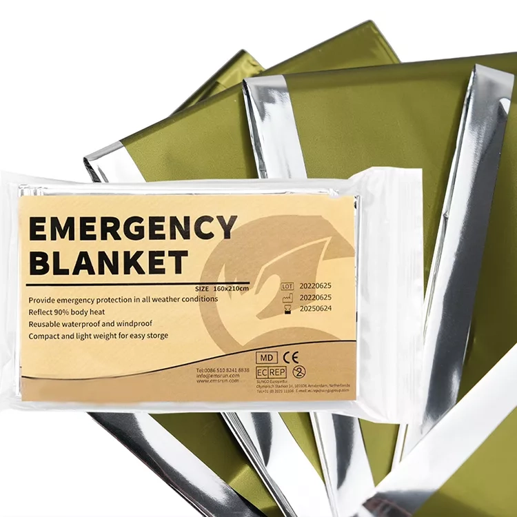 Ultimate Protection: Mylar Emergency Blanket with Superior Foil Insulation - Essential Survival Gear (2)