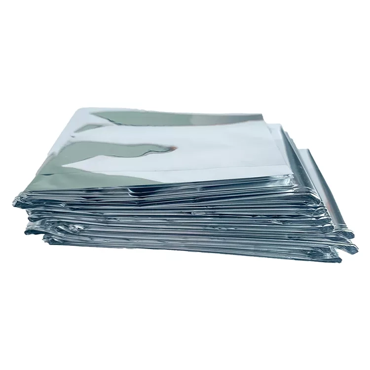 Ultimate Protection: Mylar Emergency Blanket with Superior Foil Insulation - Essential Survival Gear (7)