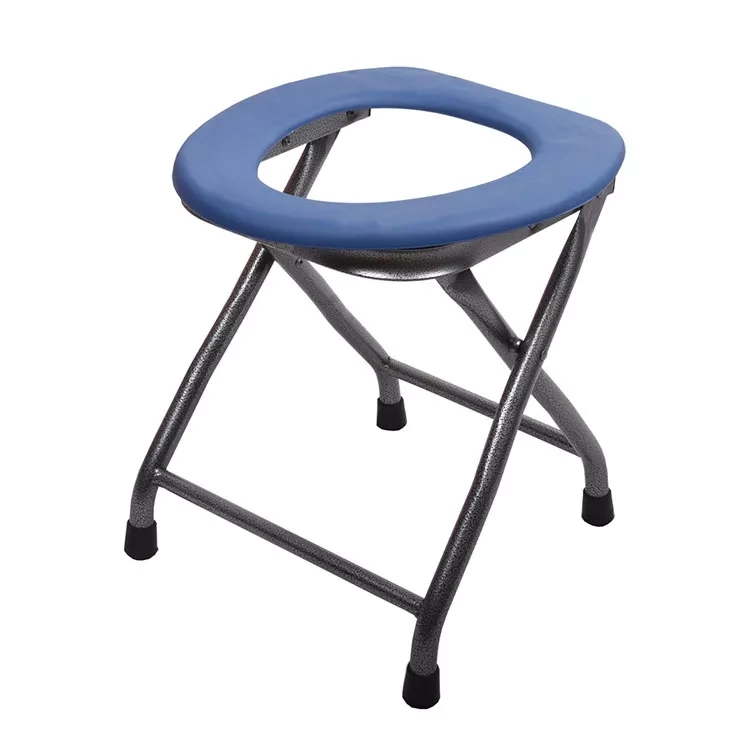 Ultra-Convenient Foldable Camping Toilet: Portable Commode Chair for Outdoor Expeditions (4)
